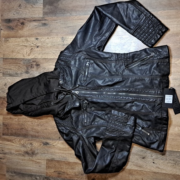 Love & Lock size medium COFFEE colored faux leather jacket - Picture 8 of 17